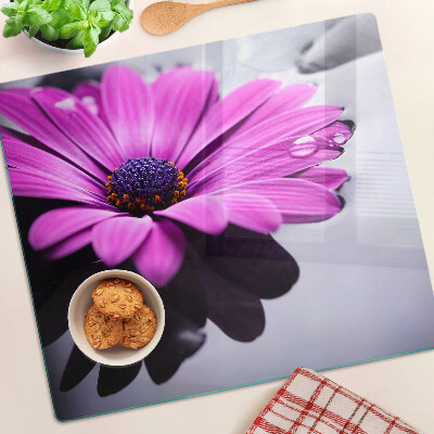 Snijplanken glas Paarse bloem met waterdruppels