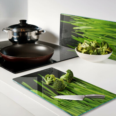 Glazen snijplanken Groen gras met waterdruppels