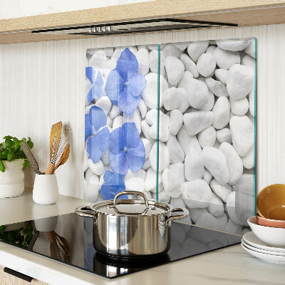 Glazen snijplanken Blauwe bloemen op witte stenen