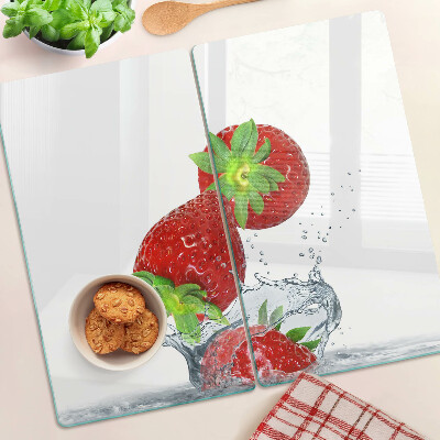 Snijplanken glas Aardbeien in water