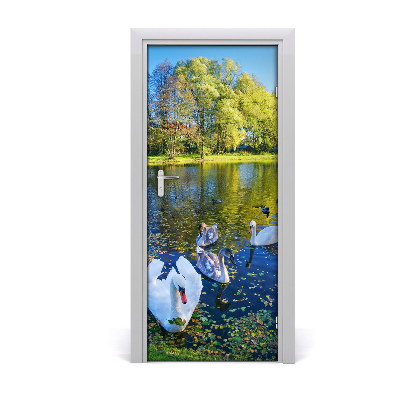 Deursticker Zwanen op de vijver