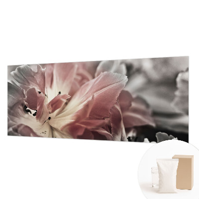 Vliesbehang fotobehang woonkamer met pastelkleurige bloemen als patroon