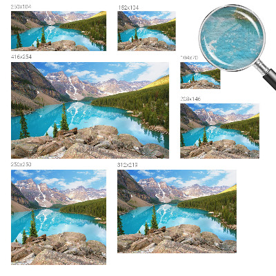 Muurbehang met een blauw meer als motief