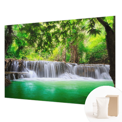 Fotobehang met een boswatervalprint