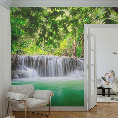 Fotobehang met een boswatervalprint