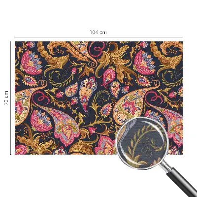Vliesbehang fotobehang woonkamer met een kleurrijk paisley-patroon
