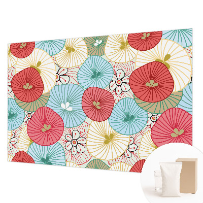 Behang met print met een bloemenpatroon