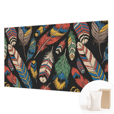 Fotobehang voor de woonkamer met een kleurrijk verenmotief