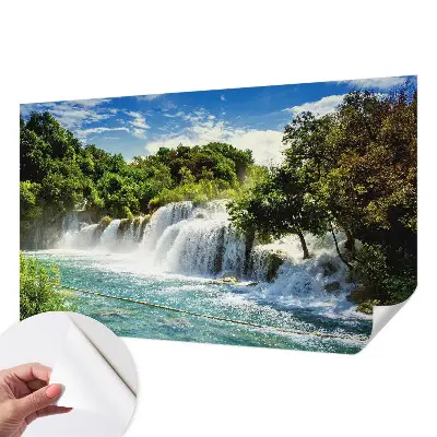 Zelfklevend fotobehang met een prachtige waterval als motief