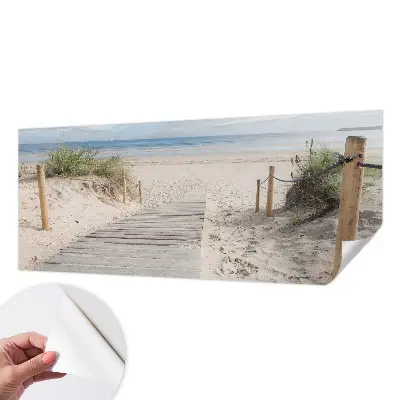 Foto behang voor de keuken met een afbeelding van een houten loopbrug