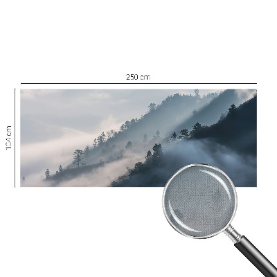 Fotobehang voor de kinderkamer met een mistig landschap als decor