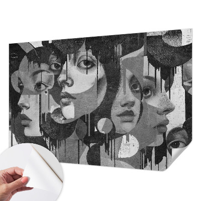 Foto behang voor de keuken met illustratieve vrouwengezichten als patroon