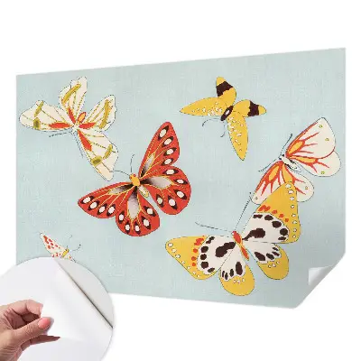 Zelfklevend fotobehang met een artistiek vlinderontwerp