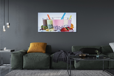 Canvas doek foto Melkcocktails met fruit
