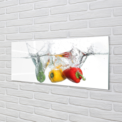 Schilderij op glas Kleurrijke paprika's in water