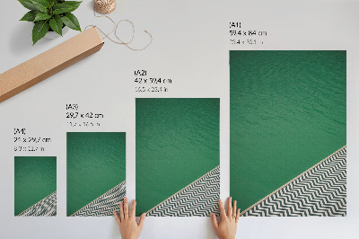 Wandposter Groen met een geometrisch zwart-wit patroon.