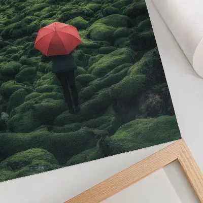 Poster met een overheersend groene kleur, roesttinten en een mysterieuze uitstraling met veel contrast