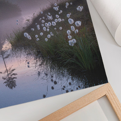 Decoratieve poster Een rustige ochtend aan het meer in de mist.