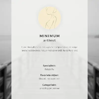 Wandposter zwart-witte pier bij kalm water in minimalistische landschapsstijl