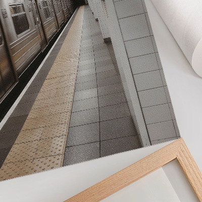 Wandposter Modern metroperron, dynamische architectonische ruimte