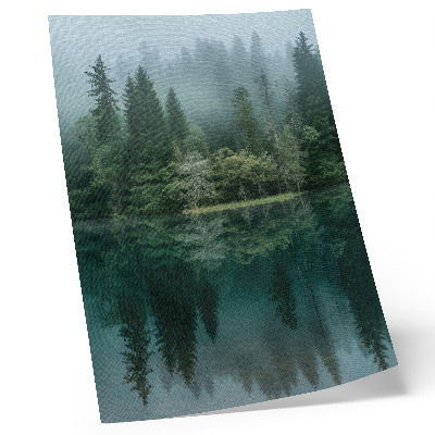 Wandposter Groene bosdiepten, mist die zich weerspiegelt in het water