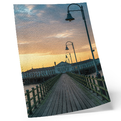 Poster Houten brug, lamp, pittoreske hemel