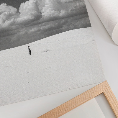 Decoratieve poster Zwart-wit compositie met wolken en woestijn