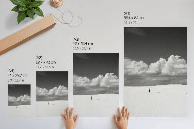Decoratieve poster Zwart-wit compositie met wolken en woestijn