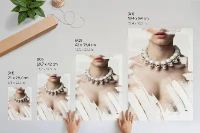 Poster met een artistiek contrast van een schedelketting in moderne stijl