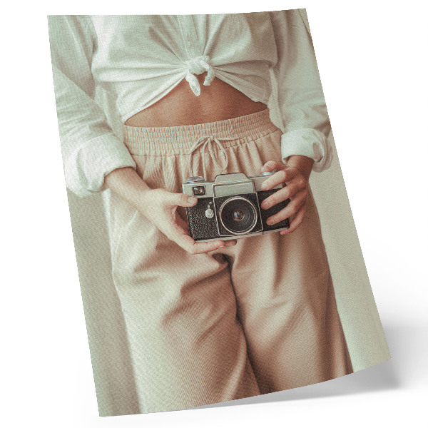 Decoratieve poster Persoon retro camera heldere stof elegantie