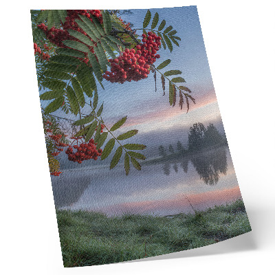 Wandposter Meer in de ochtend lijsterbes delicate mist natuur