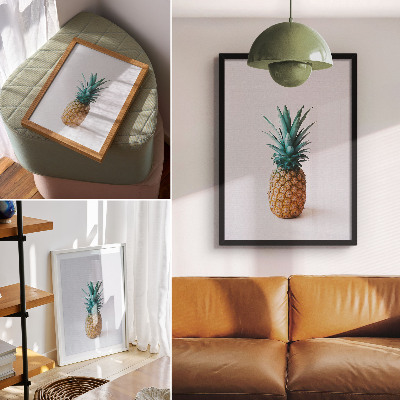 Decoratieve poster Ananas met turquoise bladeren op een witte achtergrond