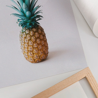 Decoratieve poster Ananas met turquoise bladeren op een witte achtergrond