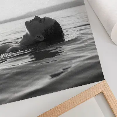 Poster minimalistische poster met zwart-wit esthetiek en elegant design