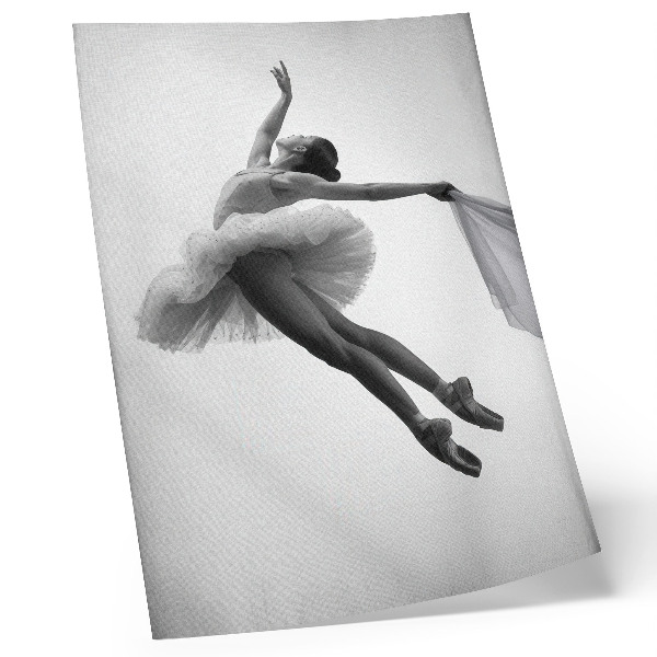 Wandposter Een ballerina in beweging met gratie en lichtheid.