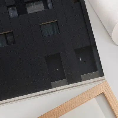 Poster Minimalistische gevel met geometrische vormen in harmonie