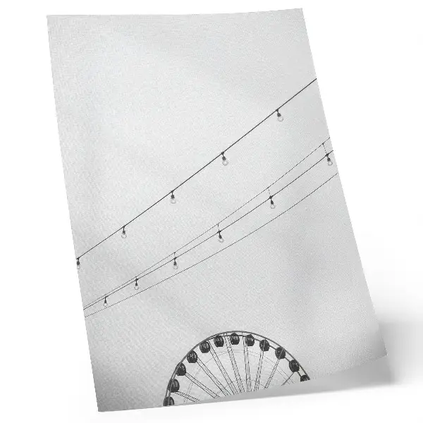 Poster met zwart-witte draden en lichtjes in contrast