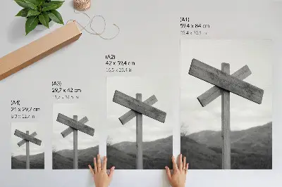Wandposter met een zwart-wit berglandschap op een houten bord