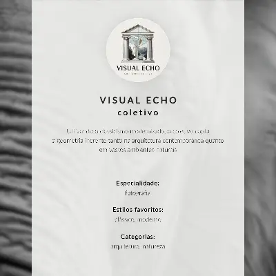 Wandposter strandvibe met een bordeauxrood pak in camerafotografie-stijl