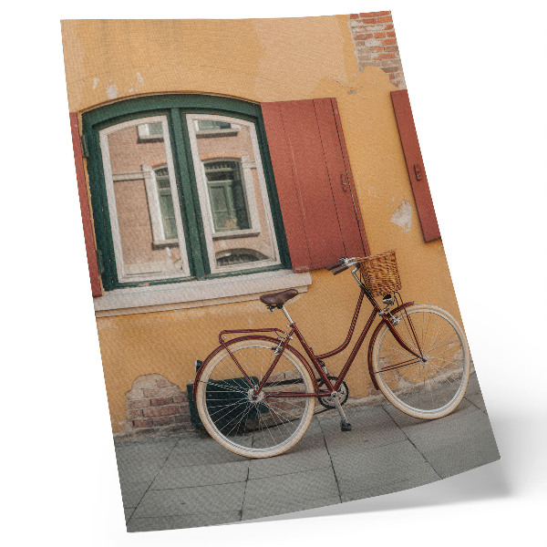 Poster Een fiets tegen de achtergrond van een kleurrijke retrogevel.