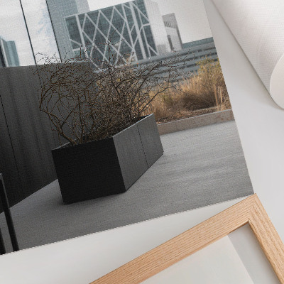 Poster Moderne gebouwen en dorre takken