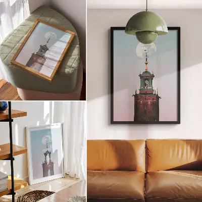 Wandposter toren bij maanlicht met een rustige pastelkleurige achtergrond