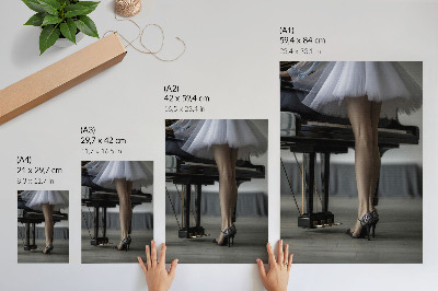 Wandposter Ballerina aan de piano, elegantie en verfijning.