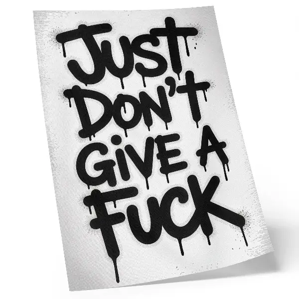 Poster met zwarte graffitiletters op een witte achtergrond met contrast