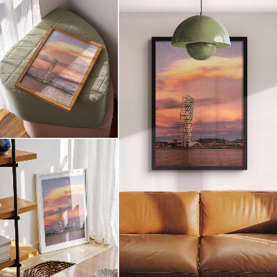 Wandposter Moderne toren, pastelkleurige lucht, zonsondergang