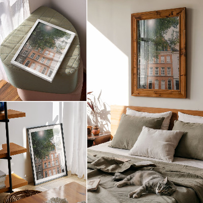 Decoratieve poster Kleurrijke gevels, groene bomen, de zon aan de hemel.