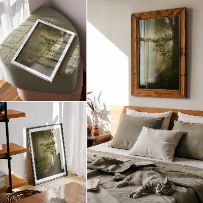 Decoratieve poster Groene bladeren, een zonnestraal, een bospad