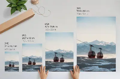 Poster berglandschap in winterse omstandigheden met kabelbaan