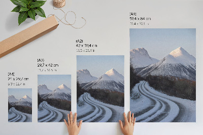 Decoratieve poster Winterlandschap, bergen, wegbochten, schoonheid