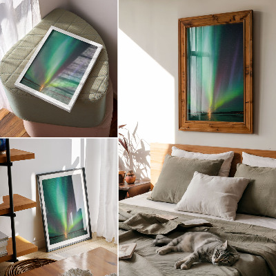 Poster Het noorderlicht boven een nachtelijk landschap vol sterren